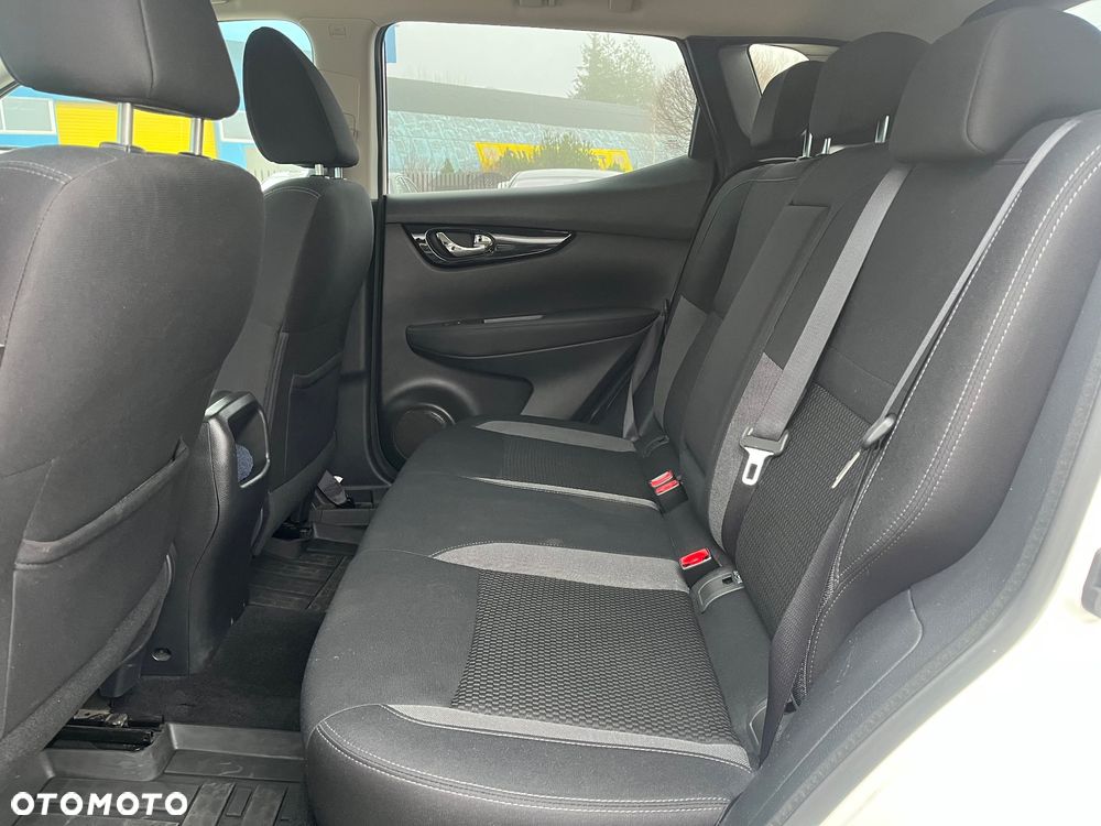 Nissan Qashqai 1.3 DIG-T ACENTA - 12