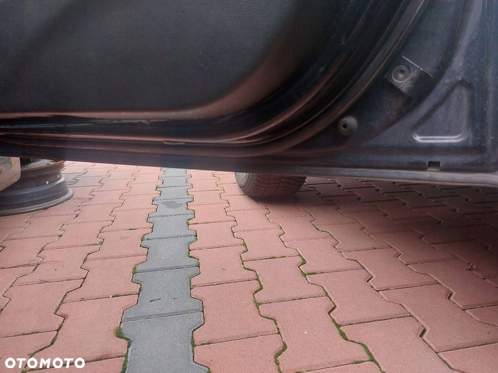 DRZWI KOMPLETNE PRAWY PRZÓD BMW E90 416/9 - 4