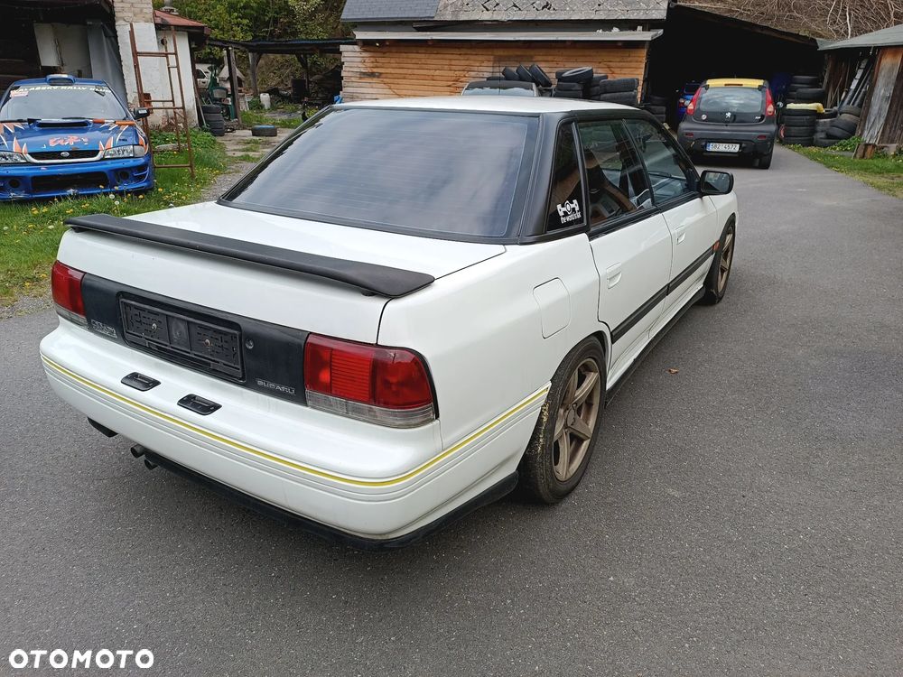 Subaru Legacy - 8