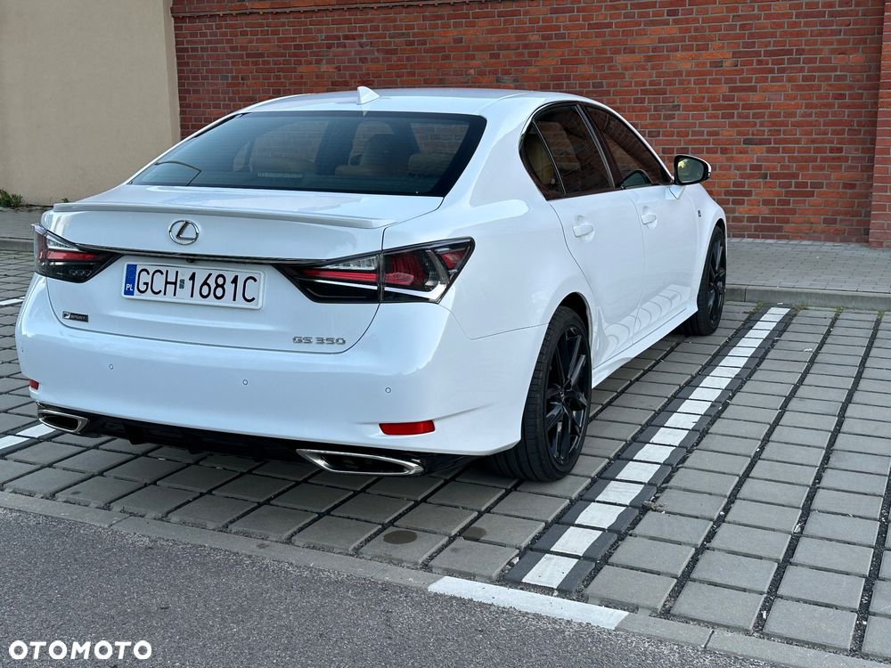 Lexus GS - 18