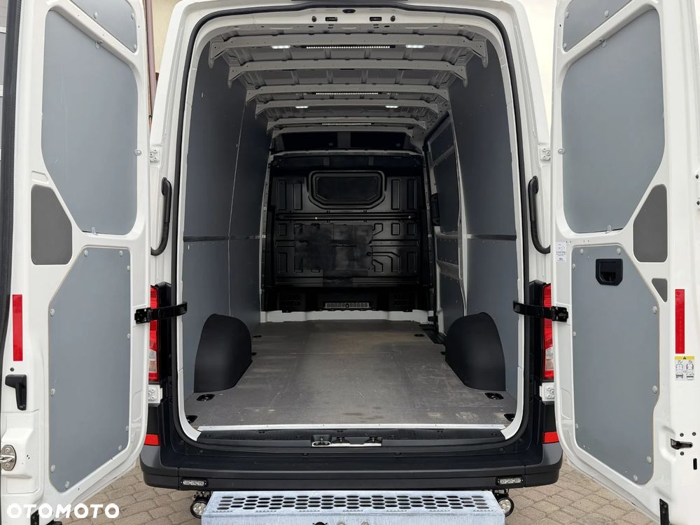Volkswagen Crafter L2H2 - 7