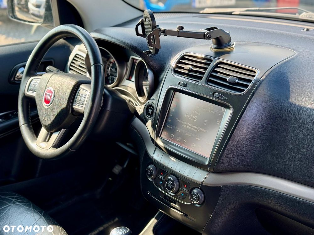 Fiat Freemont 2.0 Multijet Black Code AWD - 34