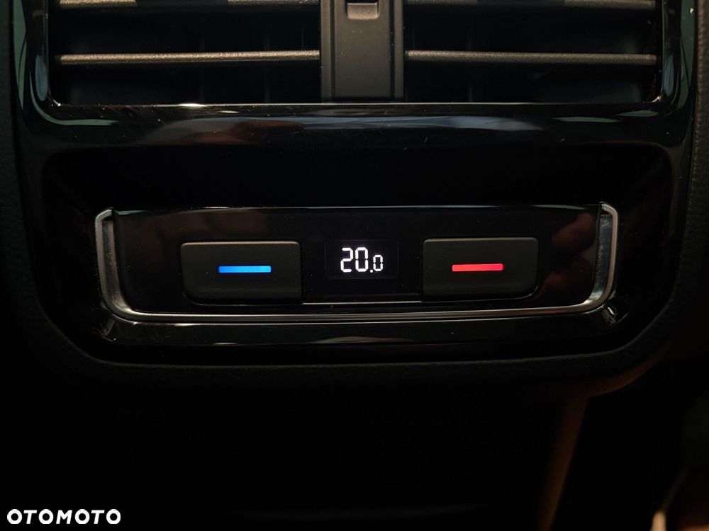Volkswagen Passat Variant - 13