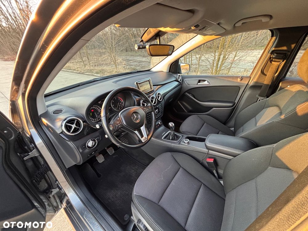 Mercedes-Benz Klasa B 180 CDI BlueEFFICIENCY Edition Style - 9