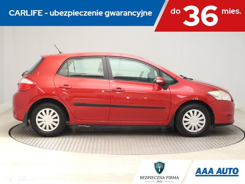 Toyota Auris - 8