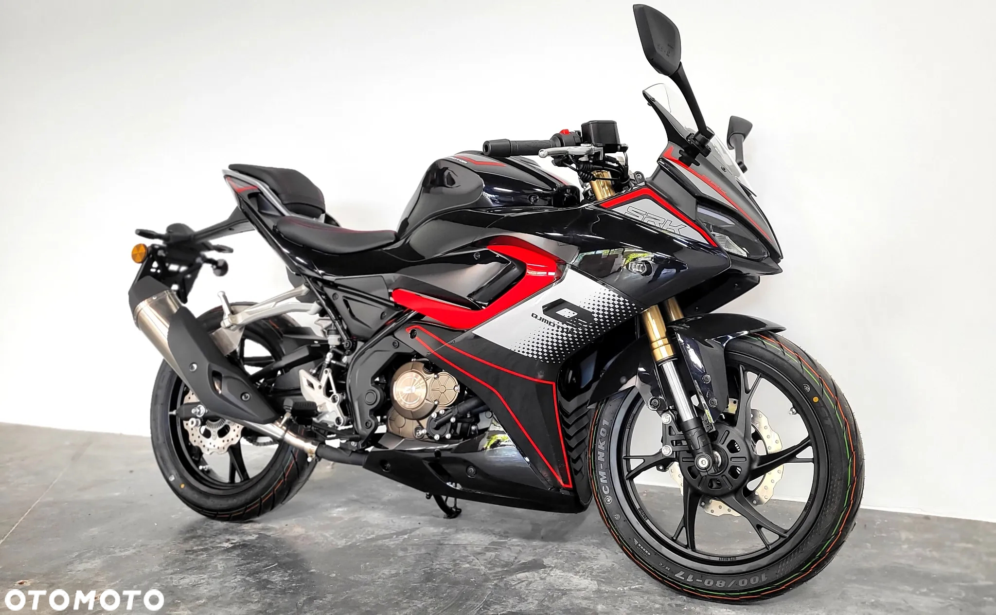 QJMOTOR SRK 125R - 2