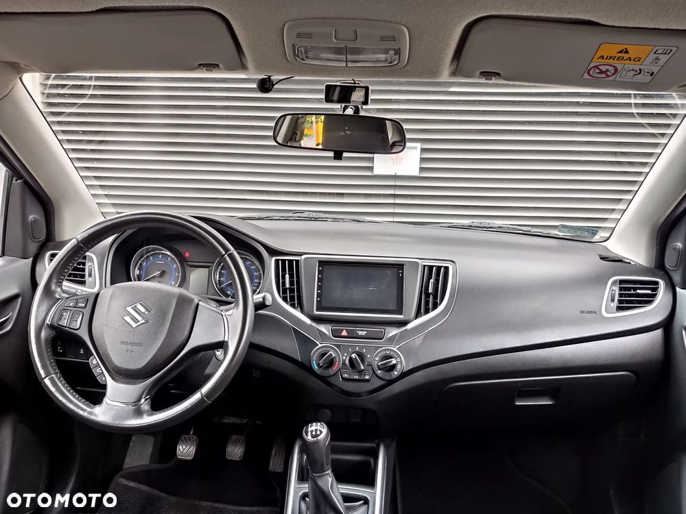 Suzuki Baleno 1.2 Premium - 22