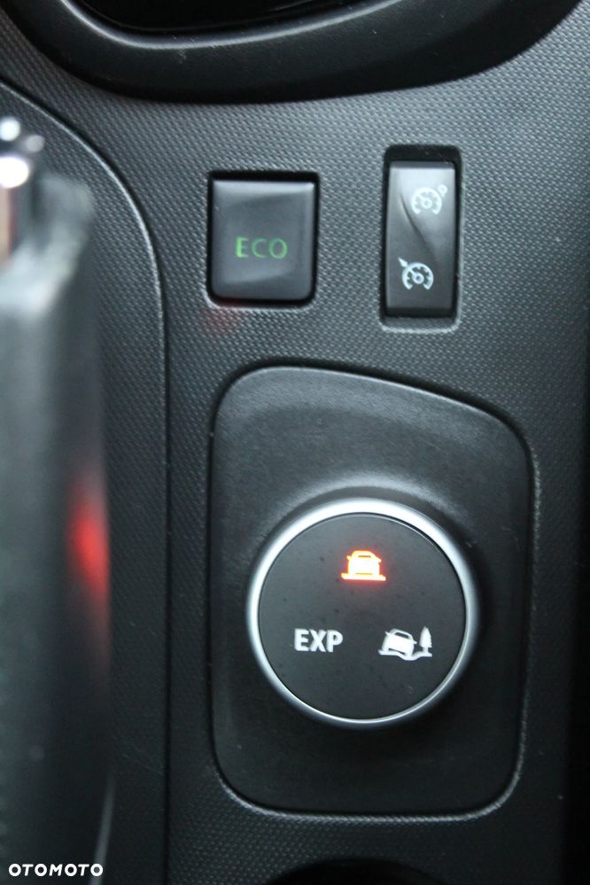 Renault Captur 1.2 TCe Helly Hansen EDC - 26