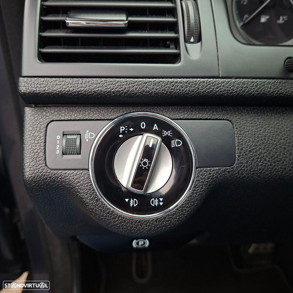 Mercedes-Benz C 350 Station CDI DPF 7G-TRONIC BlueEFFICIENCY SPORT EDITION - 17