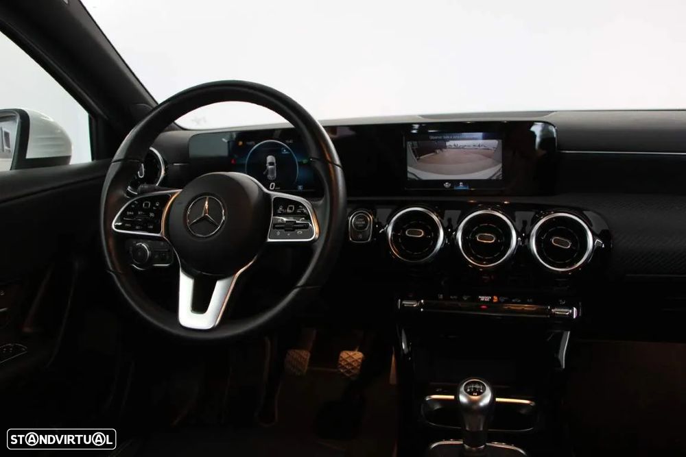 Mercedes-Benz A 180 d Business Solutions Grande Frota - 2