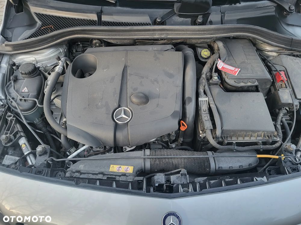 Mercedes-Benz Klasa B 180 CDI (BlueEFFICIENCY) - 11