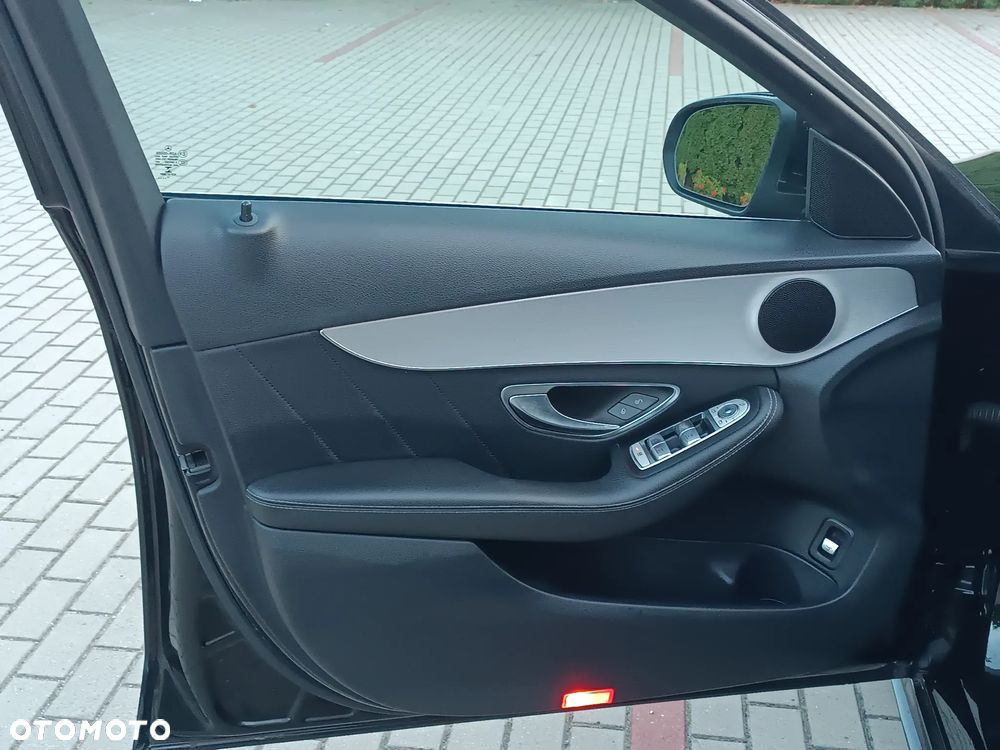 Mercedes-Benz Klasa C - 23