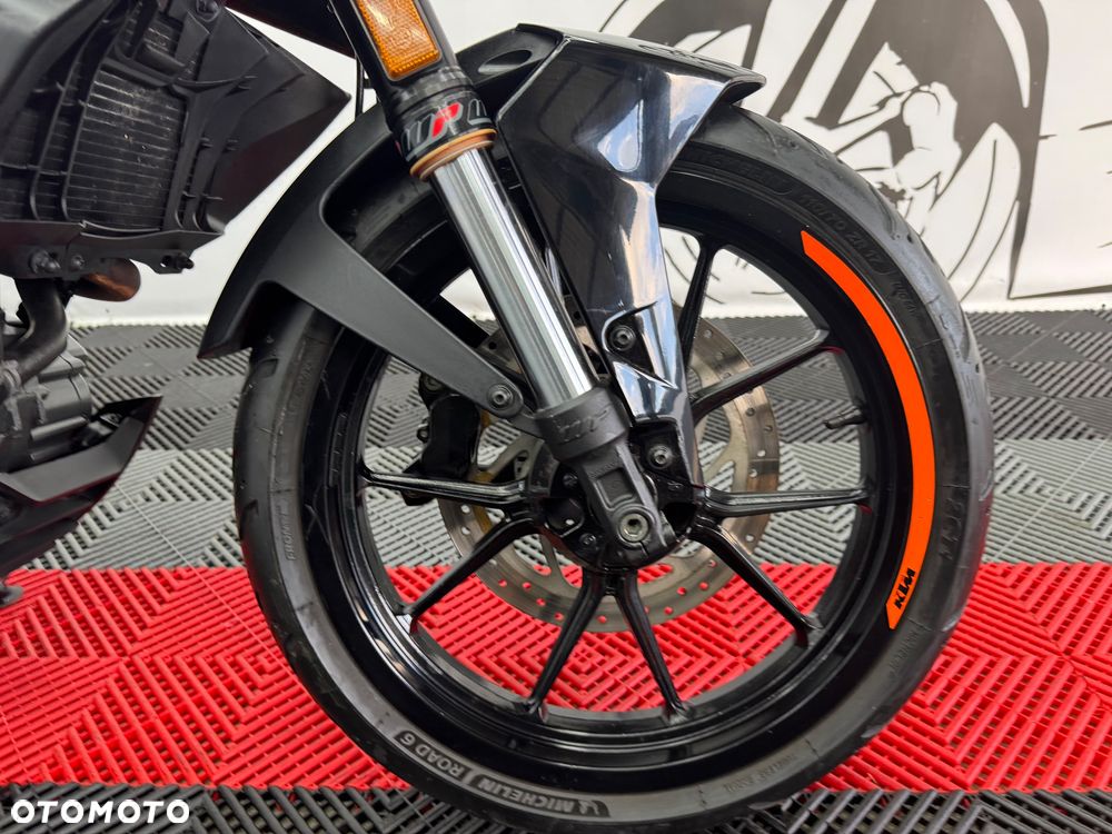 KTM Duke - 34