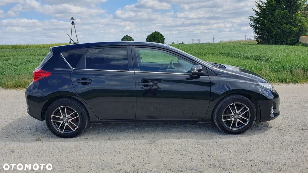 Toyota Auris 1.6 Premium Start - 27
