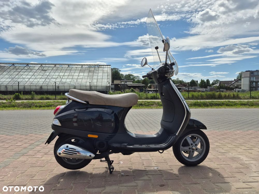 Piaggio Vespa - 4
