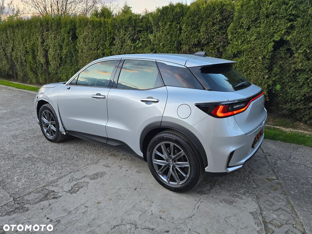 Lexus LBX FWD Original Edition - 5