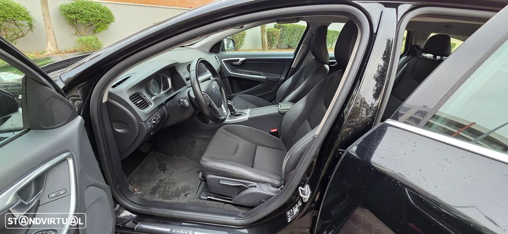 Volvo V60 - 11
