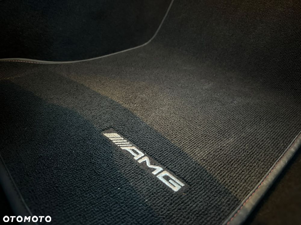 Mercedes-Benz GLA AMG 45 4Matic AMG Speedshift 7G-DCT AMG Night Edition - 35