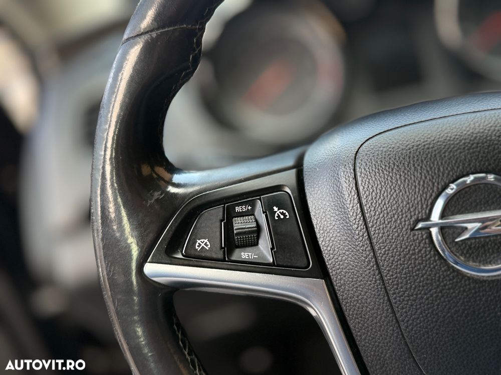 Opel Insignia 2.0 CDTI ecoFLEX Start/Stop Business Innovation - 15