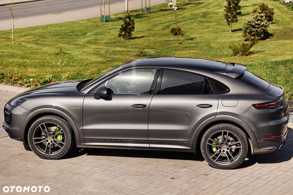 Porsche Cayenne E-Hybrid - 8