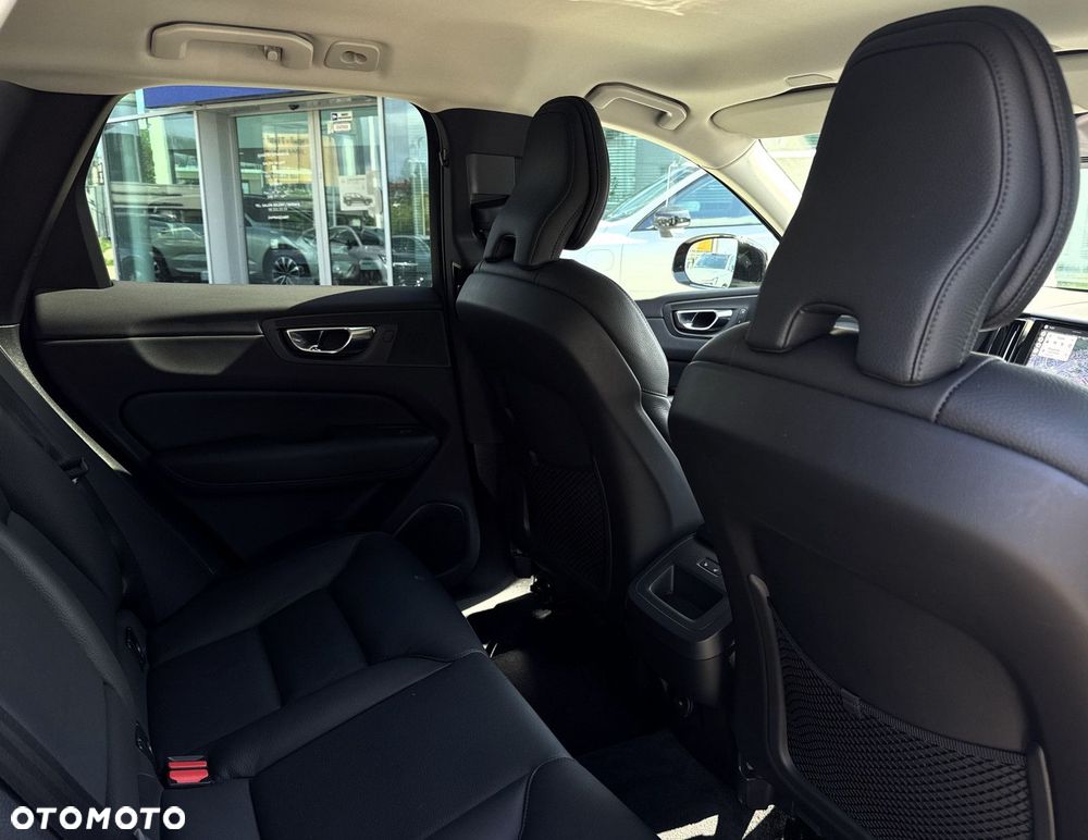 Volvo XC 60 - 24