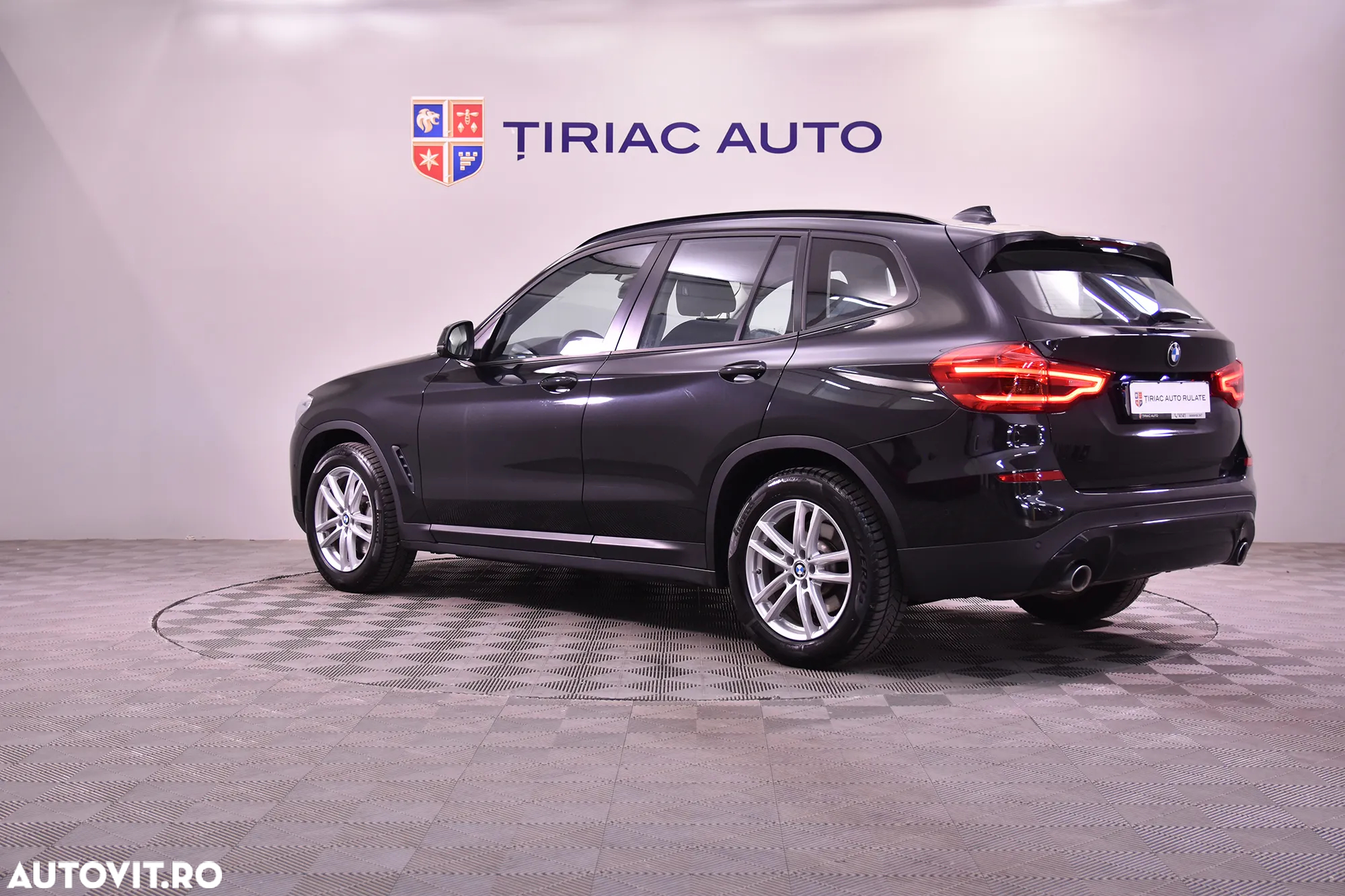 BMW X3 xDrive30i AT - 3