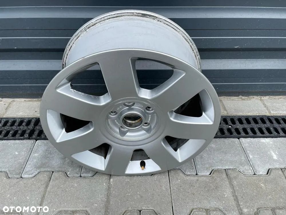 FELGA AUDI A8 D3 17 8Jx17 5x112 ET43 4E0601025S - 2