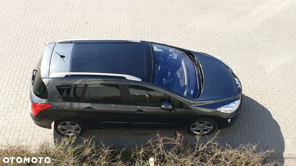 Peugeot 308 1.6 Premium Plus - 18