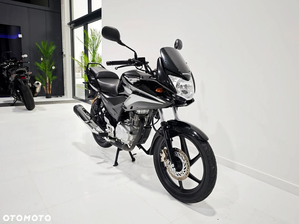 Honda CBF - 8