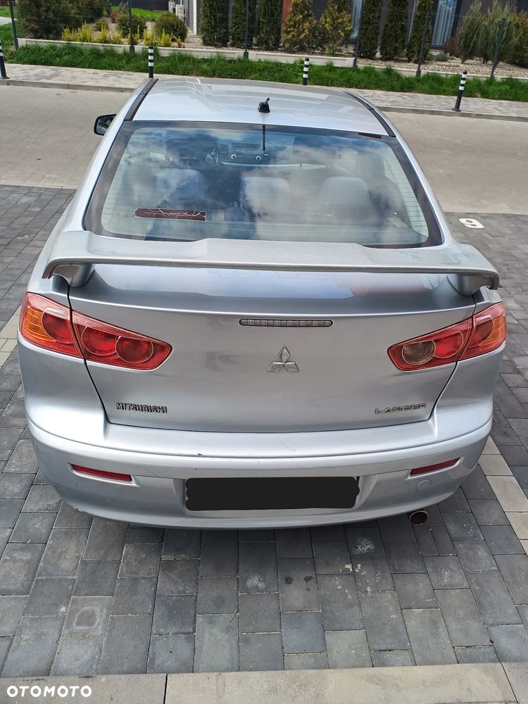 Mitsubishi Lancer 1.5 Invite - 5