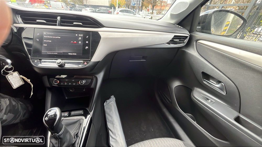 Opel Corsa 1.2 S&S Elegance - 9