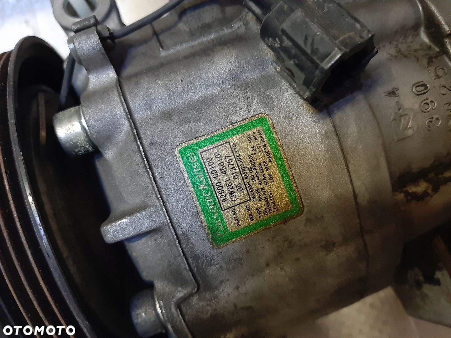 SPRĘŻARKA KLIMATYZACJI NISSAN 350Z 92600CD100 - 2