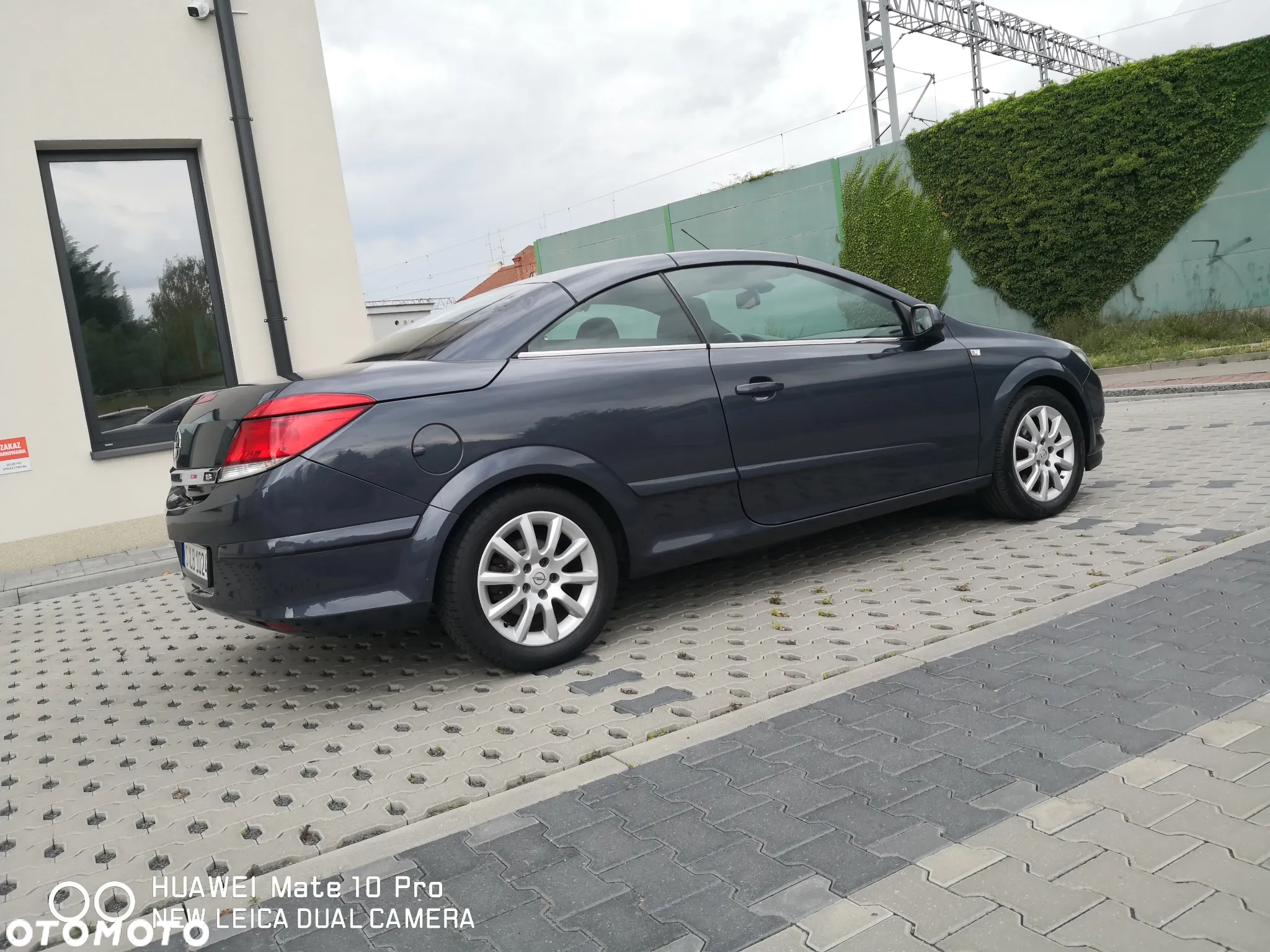 Opel Astra TwinTop 1.8 Cosmo - 38