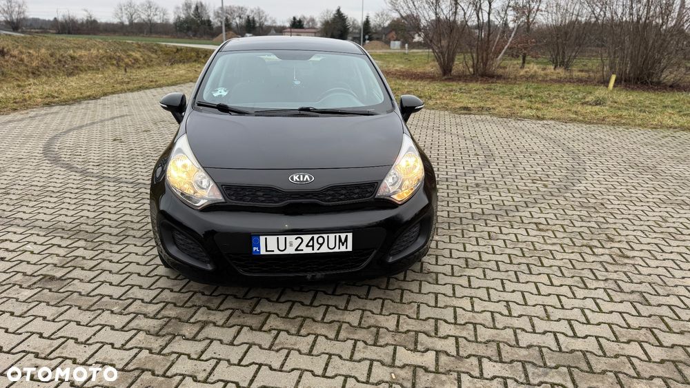 Kia Rio - 3