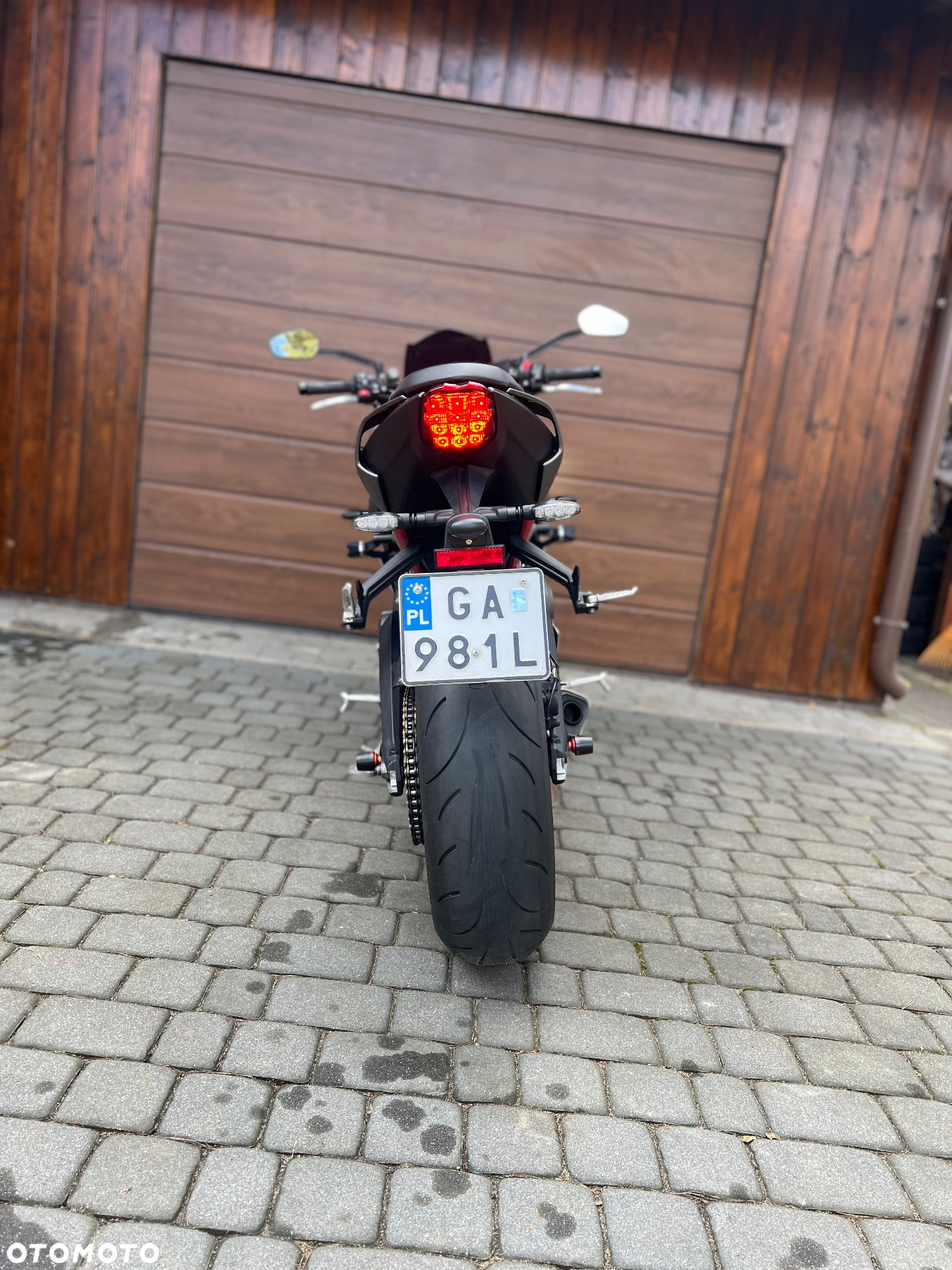 Triumph Street Triple - 9