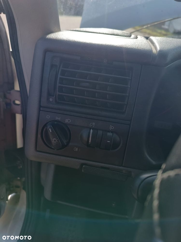 Volkswagen Transporter Standard - 2