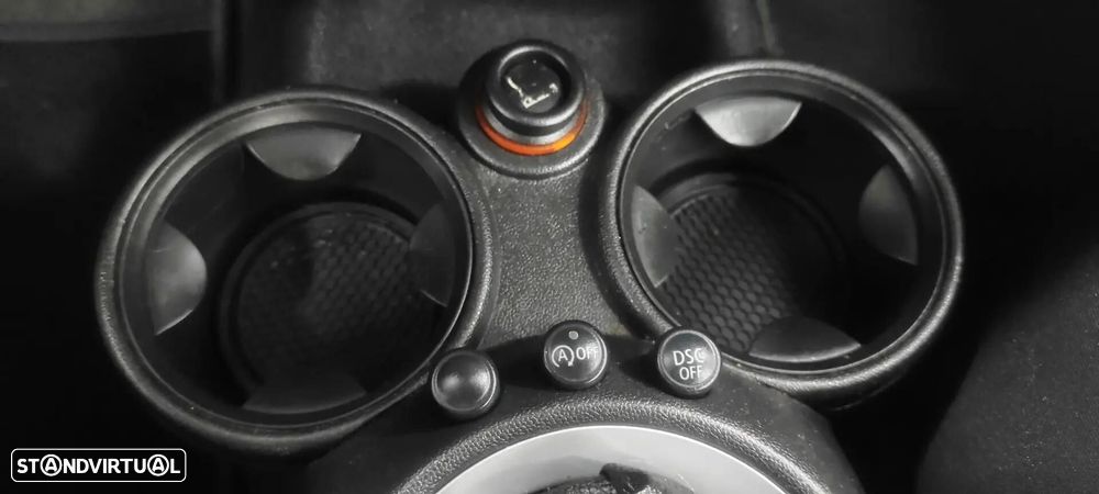 MINI 3 Portas Cooper D - 32