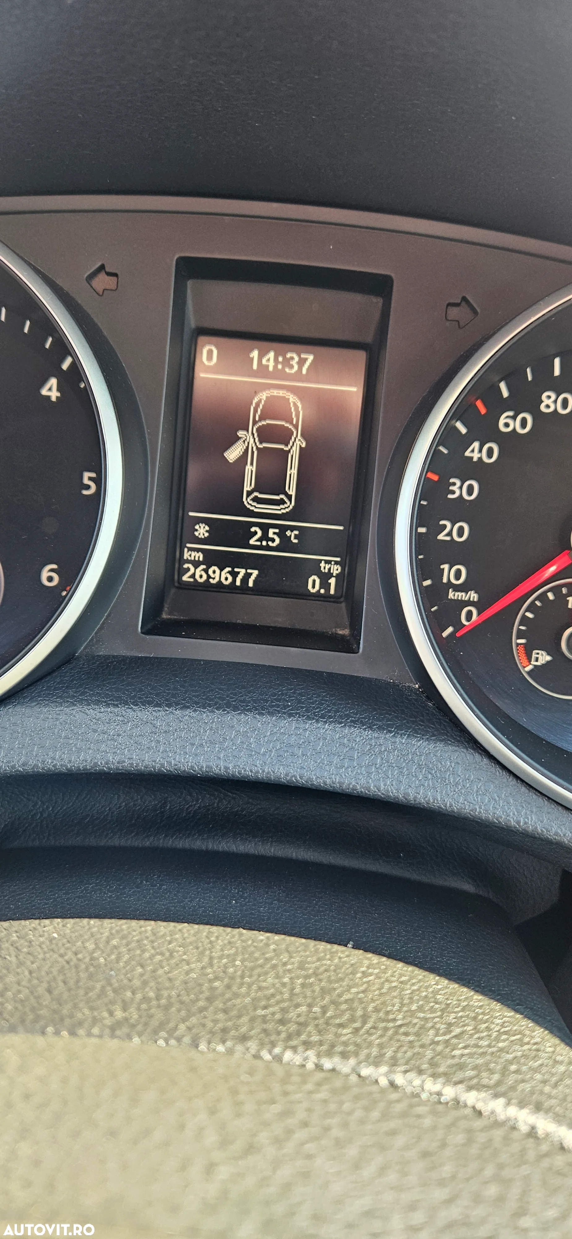 Volkswagen Golf 1.6 TDI 4Motion BlueMotion Technology Comfortline - 19