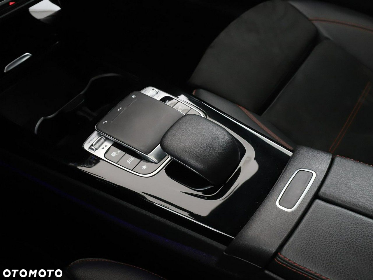Mercedes-Benz CLA 220 Shooting Brake 7G-DCT Edition 1 - 28