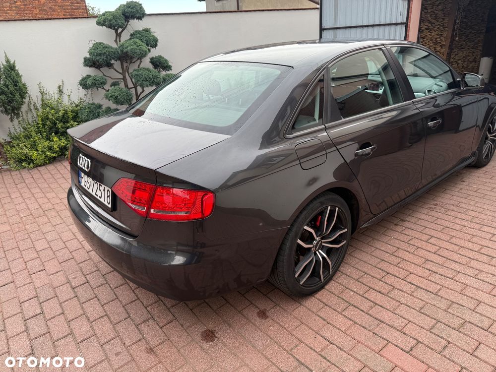Audi A4 - 5