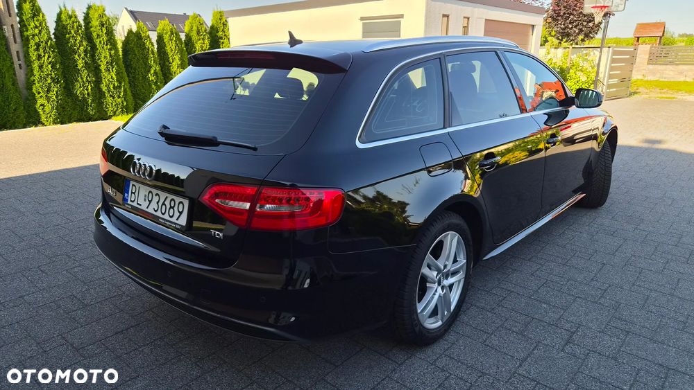 Audi A4 Avant 2.0 TDI DPF S line Sportpaket - 31
