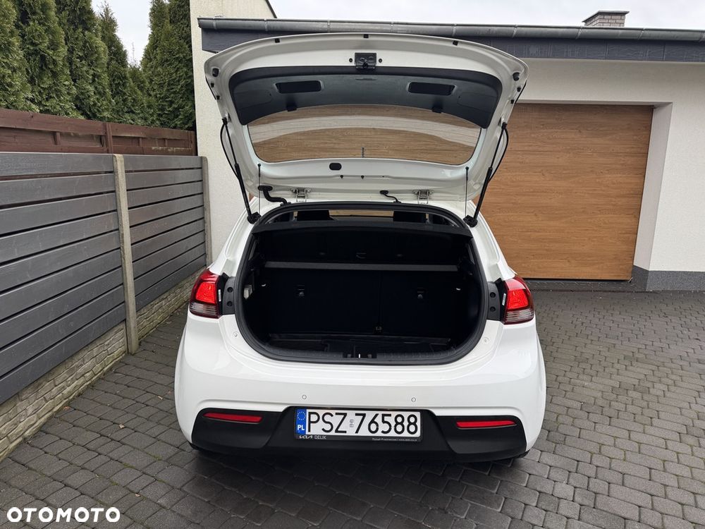 Kia Rio 1.2 L - 36