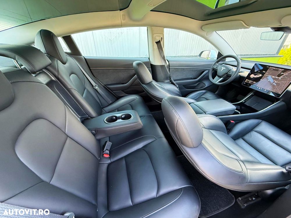 Tesla Model 3 Standard Reichweite Plus Hinterradantrieb - 22