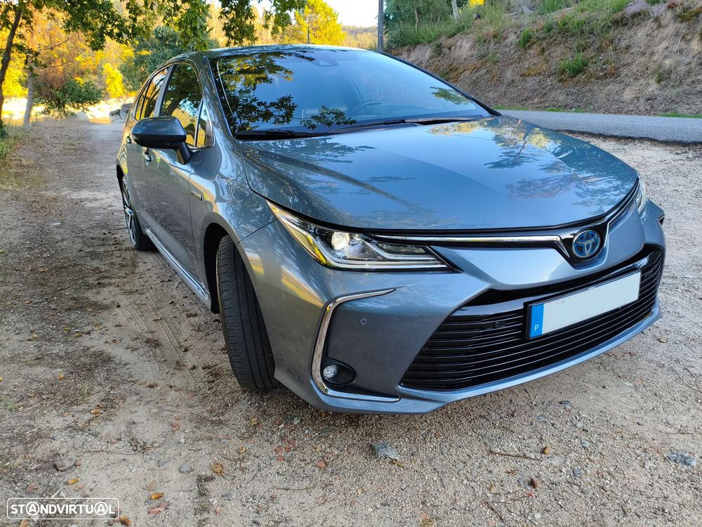 Toyota Corolla SD 1.8 Hybrid Luxury - 17