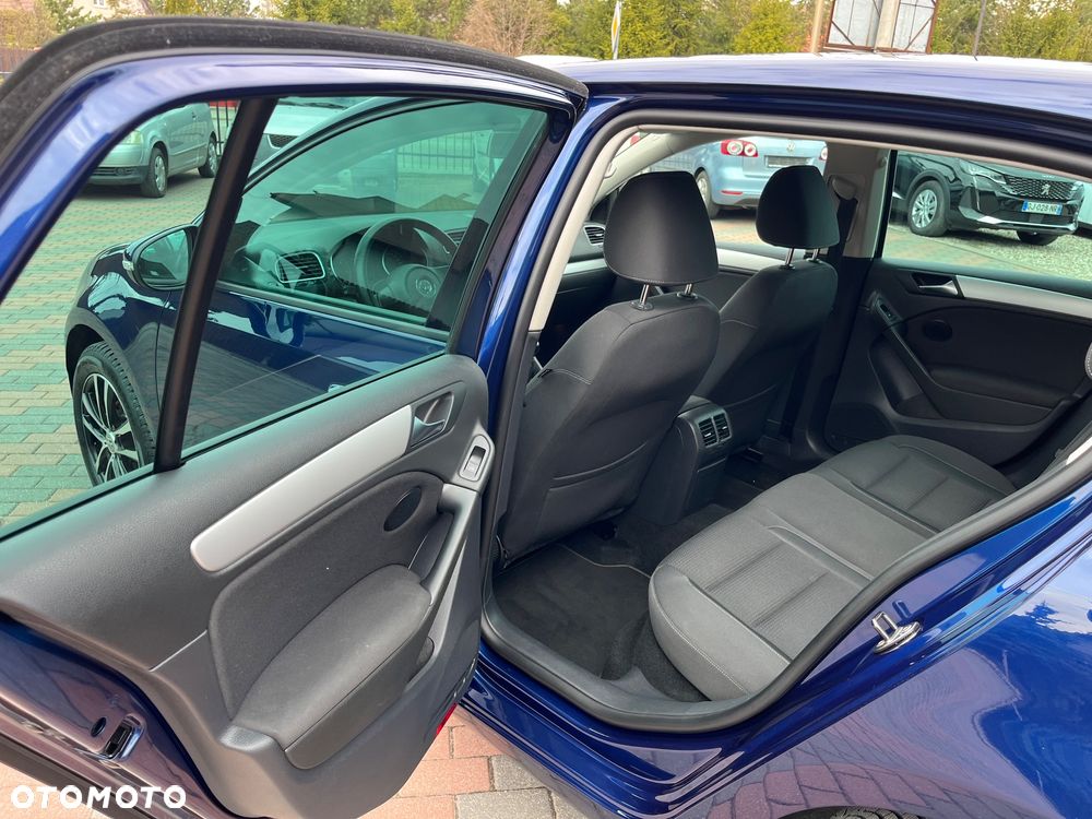 Volkswagen Golf 1.6 TDI DPF BlueMotion Technology Team - 21