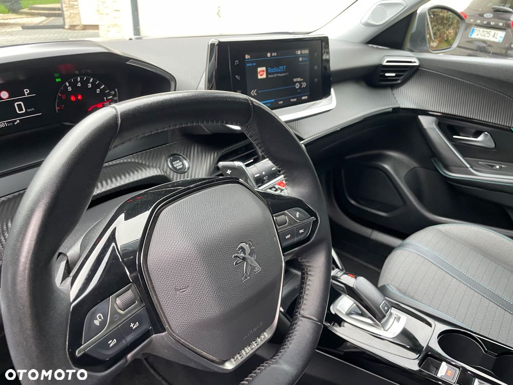 Peugeot 2008 1.5 BlueHDi Allure Pack S&S EAT8 - 10