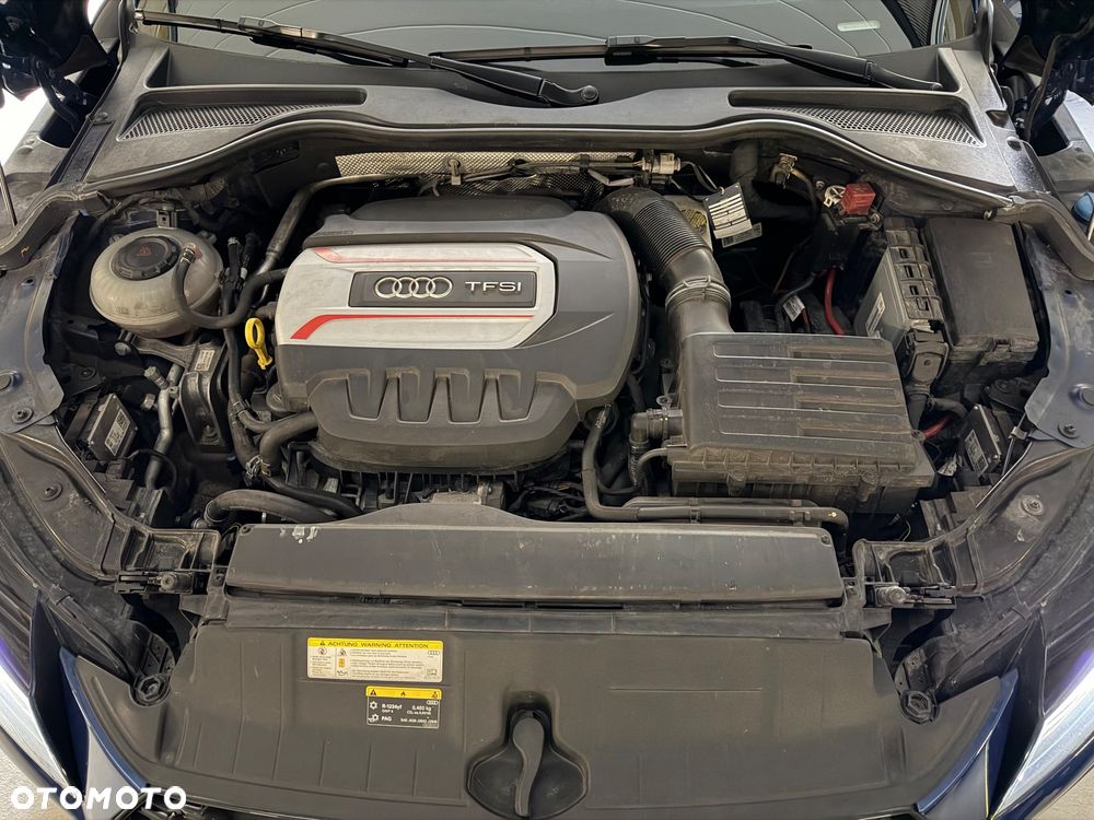 Audi TT Coupé - 16