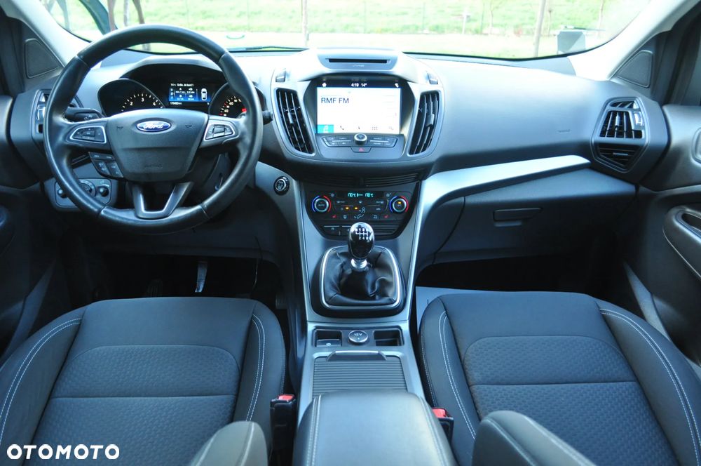 Ford Kuga 2.0 TDCi 4x2 Titanium - 28