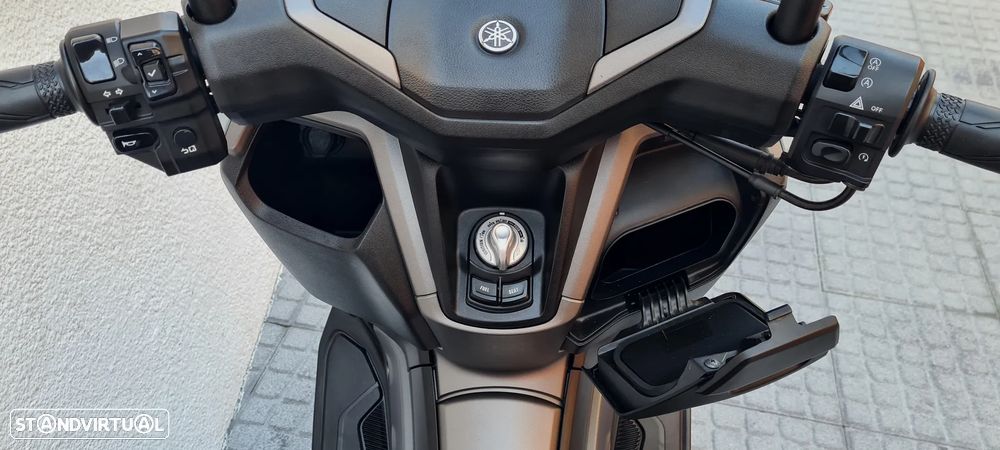 Yamaha NMAX 125 Tech MAX - 10