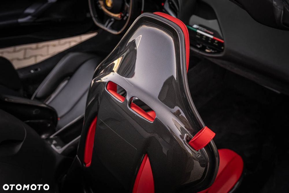 Ferrari SF90 Spider - 26